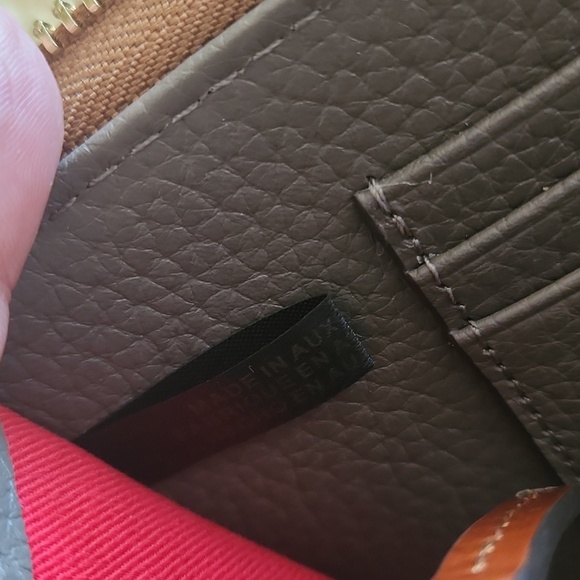 NWT IOB Dooney & Bourke Elephant Pebbled Leather Wallet 🩶🐘♥️ - Picture 12 of 16